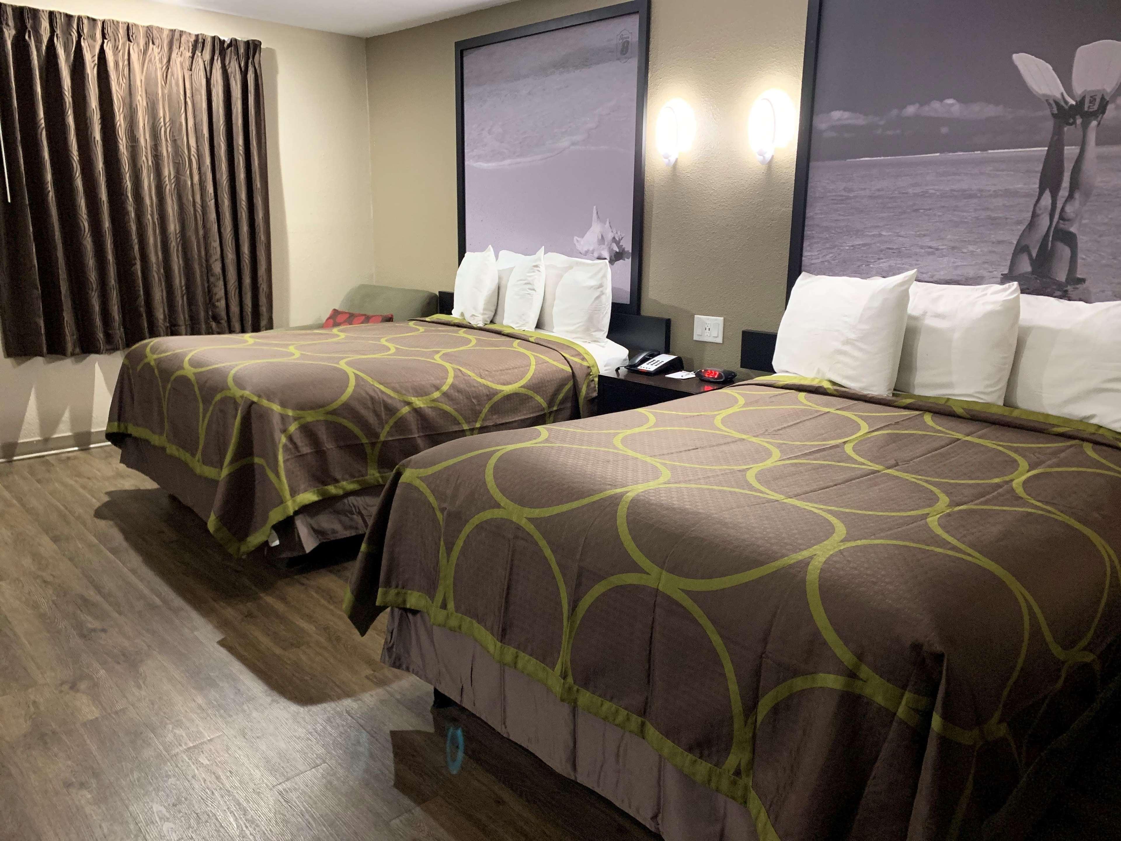 Super 8 By Wyndham Pensacola Nas Area Motel Beach Haven Екстериор снимка