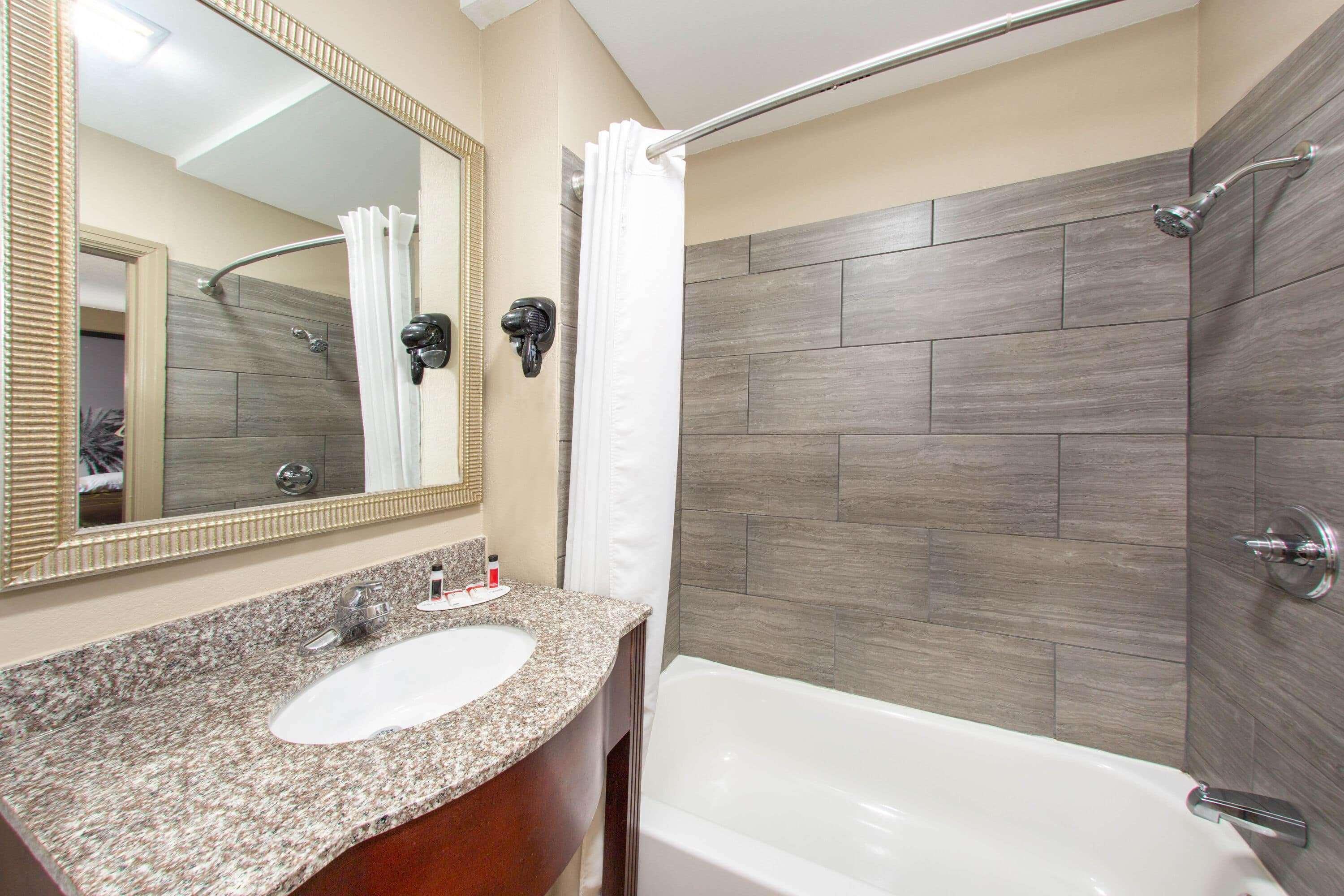 Super 8 By Wyndham Pensacola Nas Area Motel Beach Haven Екстериор снимка